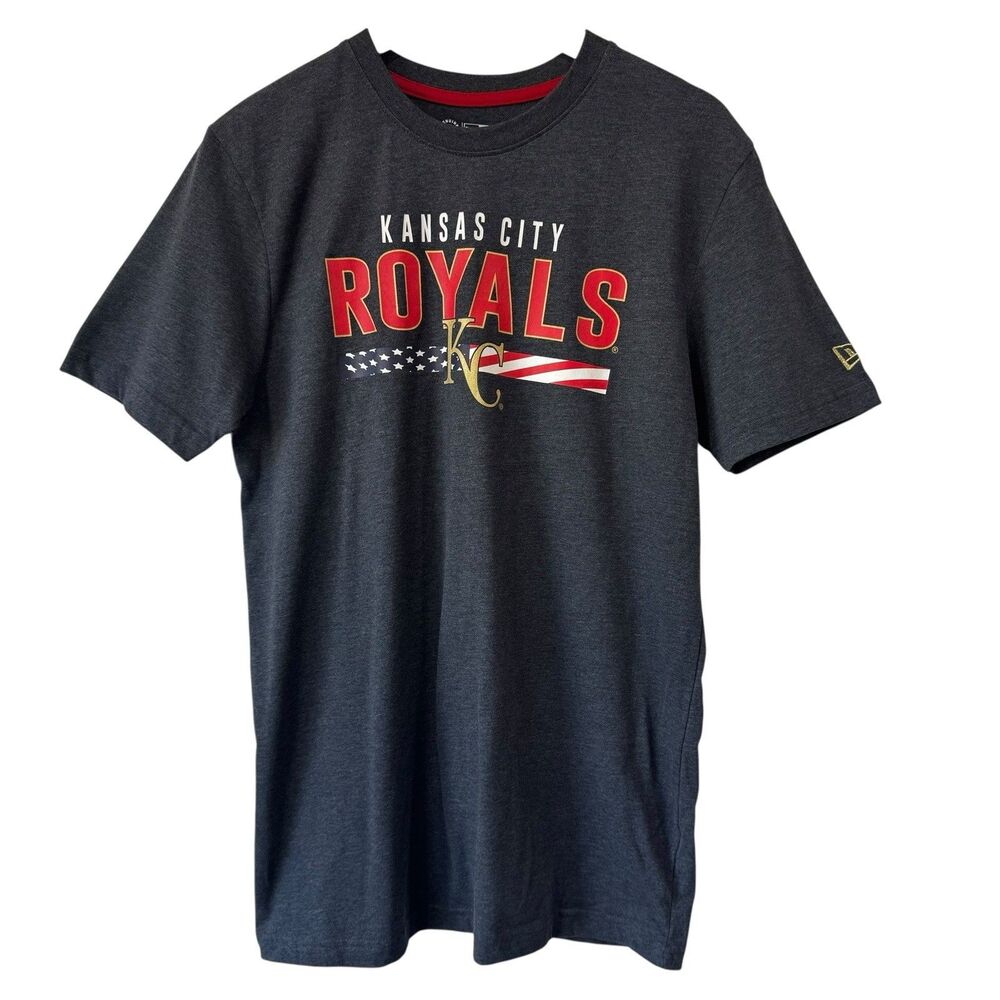 New Era MLB KC Royals Shirt M USA Flag 2023 Patriotic Short Sleeve Gray PRISTINE